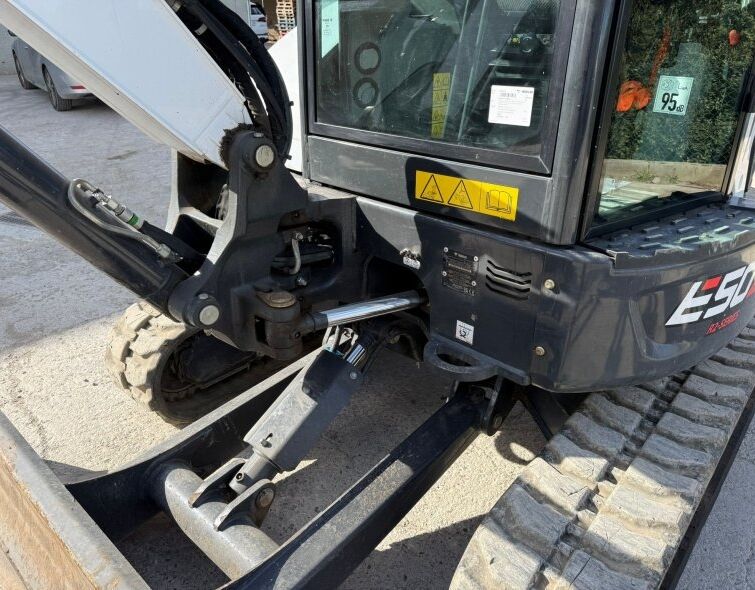 BOBCAT  E50Z ***IMPECABLE***